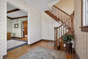 104 Windsor Ave, Rockville Centre, NY 11570 - Photo 7