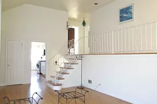 25 Winchester Oval, New Rochelle, NY 10805 - Photo 5