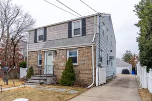 202 Emerson Pl, Valley Stream, NY 11580 - Photo 33