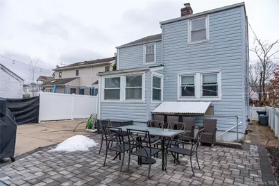 202 Emerson Place, Valley Stream, NY 11580 - Photo 31