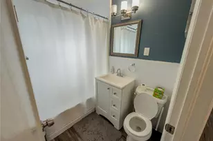 202 Emerson Pl, Valley Stream, NY 11580 - Photo 17