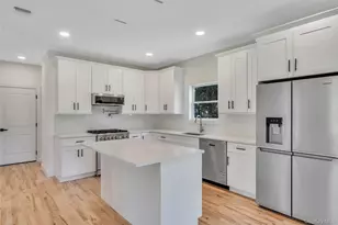 817 Pond View Rd, Riverhead, NY 11901 - Photo 23