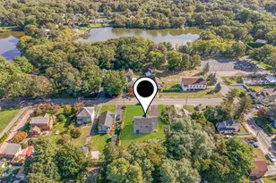 817 Pond View Rd, Riverhead, NY 11901 - Photo 13