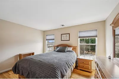 80 Fairview Avenue, Islip Terrace, NY 11752 - Photo 37