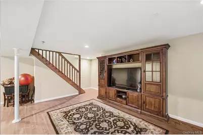 80 Fairview Avenue, Islip Terrace, NY 11752 - Photo 47