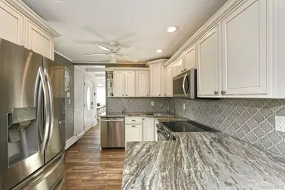 53 Clay Lane, Levittown, NY 11756 - Photo 11