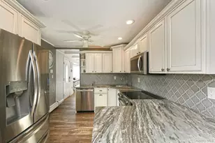 53 Clay Ln, Levittown, NY 11756 - Photo 11