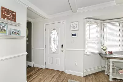 53 Clay Lane, Levittown, NY 11756 - Photo 5