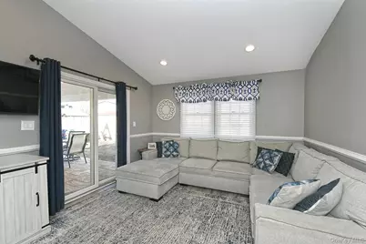 53 Clay Lane, Levittown, NY 11756 - Photo 15