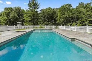 22 Long Meadow Rd, Bedford, NY 10506 - Photo 5