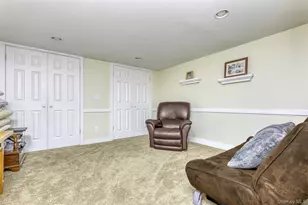 12 Canterbury Ln, Suffern, NY 10901 - Photo 21