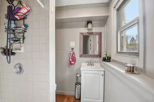 7 Magnolia Dr, Wappingers Falls, NY 12590 - Photo 33