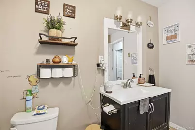 7 Magnolia Drive, Wappingers Falls, NY 12590 - Photo 15