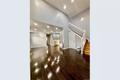 40-06 Rockaway Beach Boulevard, Far Rockaway, NY 11691 - Photo 5