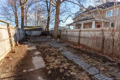 89 Smith Street, Poughkeepsie, NY 12601 - Photo 39