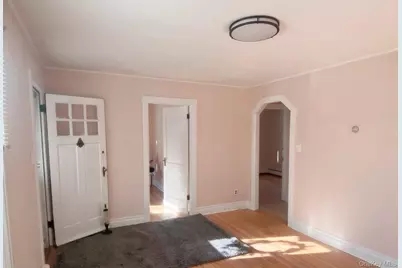 11 Edgewood Place, Huntington Station, NY 11746 - Photo 3