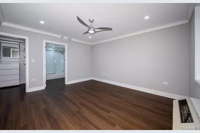 1100 Avalon Street #S1465, Glen Cove, NY 11542 - Photo 7