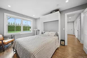 37 Maryland Blvd, Hampton Bays, NY 11946 - Photo 3