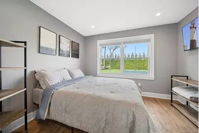 37 Maryland Boulevard, Hampton Bays, NY 11946 - Photo 13