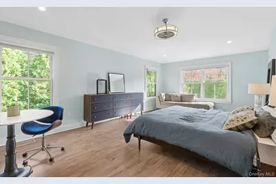 37 Maryland Boulevard, Hampton Bays, NY 11946 - Photo 9