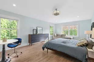 37 Maryland Blvd, Hampton Bays, NY 11946 - Photo 9