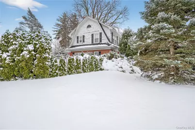 225 Nassau Boulevard, Garden City, NY 11530 - Photo 23