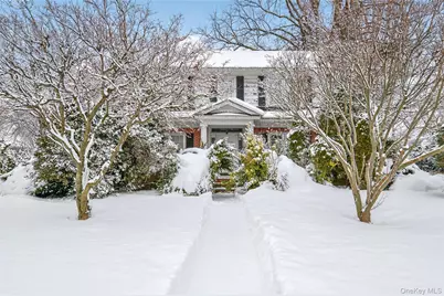 225 Nassau Boulevard, Garden City, NY 11530 - Photo 1