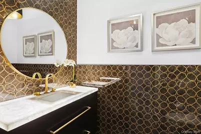 4 Heatherwood Lane, Quogue, NY 11959 - Photo 13