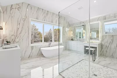 4 Heatherwood Lane, Quogue, NY 11959 - Photo 17