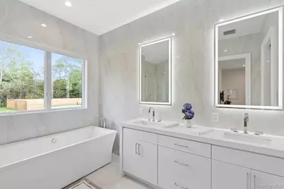 4 Heatherwood Lane, Quogue, NY 11959 - Photo 19