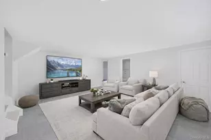 7 Suzanne Ln, Bethpage, NY 11714 - Photo 9