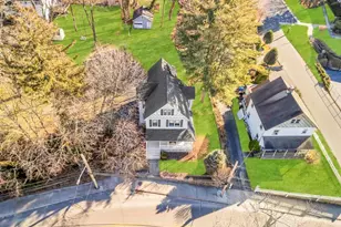 204 Myrtle Ave, Port Jefferson, NY 11777 - Photo 5