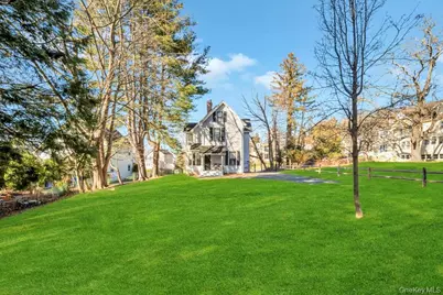 204 Myrtle Avenue, Port Jefferson, NY 11777 - Photo 3