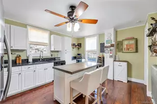 204 Myrtle Ave, Port Jefferson, NY 11777 - Photo 15