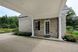 21 Lincoln Ln, Purchase, NY 10577 - Photo 19