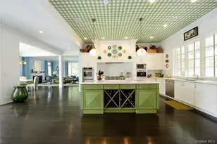 21 Lincoln Ln, Purchase, NY 10577 - Photo 13