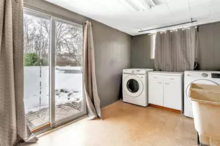 195 Norma Ave, West Islip, NY 11795 - Photo 19