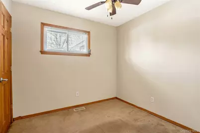 195 Norma Avenue, West Islip, NY 11795 - Photo 15