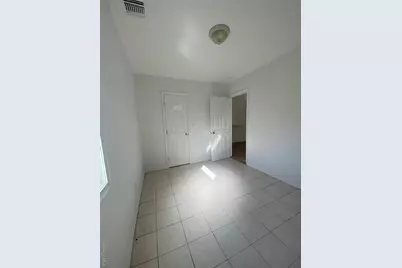 355 Bayville Avenue #8, Bayville, NY 11709 - Photo 7