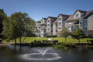 422 Charles Pond Dr, Coram, NY 11727 - Photo 3