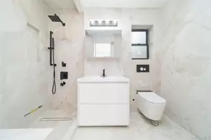 132-55 41st Rd, Flushing, NY 11355 - Photo 11