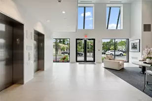 218 Middle Neck Rd, Great Neck, NY 11021 - Photo 11