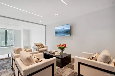 218 Middle Neck Road #211, Great Neck, NY 11021 - Photo 13