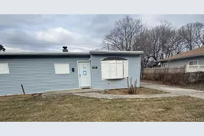 20 Somerset Road N, Amityville, NY 11701 - Photo 3