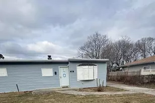 20 Somerset Road N, Amityville, NY 11701 - Photo 3