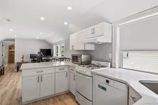 19 Pine Ln, Bayville, NY 11709 - Photo 35