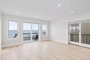 19 Pine Ln, Bayville, NY 11709 - Photo 5