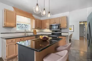 2 Perry St, Cortlandt Manor, NY 10567 - Photo 11