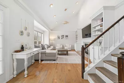 2 Perry Street, Cortlandt Manor, NY 10567 - Photo 5