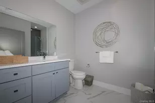 75 Circle Dr, Central Islip, NY 11722 - Photo 9